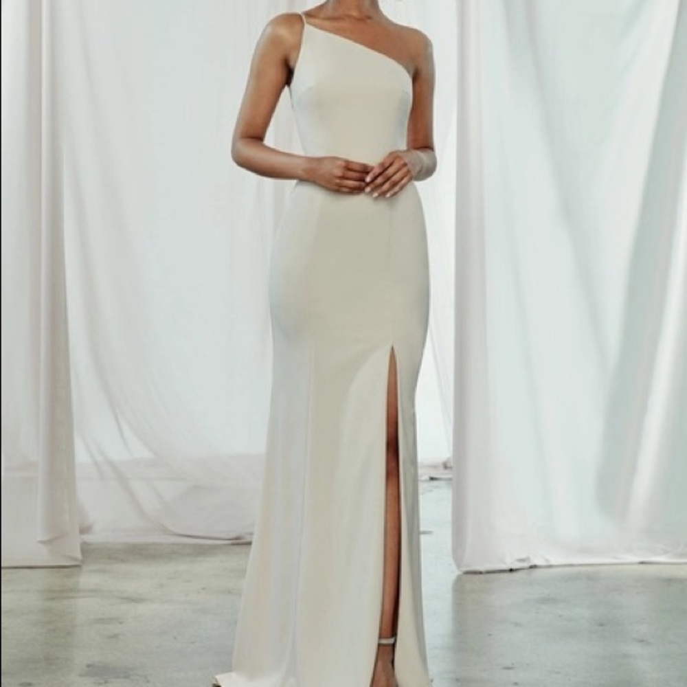 Bella Bridesmaids Amsale Dress | GB067P